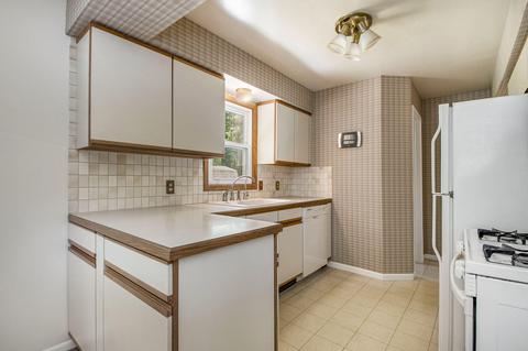 8613 Bennett St SE, Ada, MI 49301 photo 11