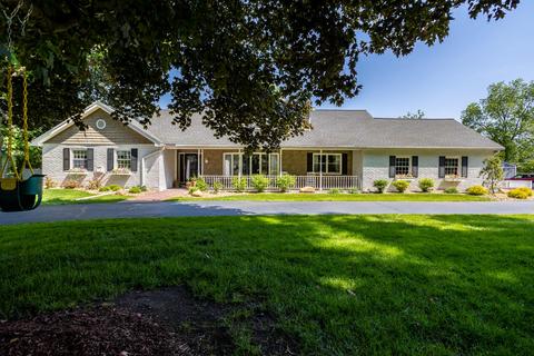 1722 Probert Rd, Jackson, MI 49203 photo 2