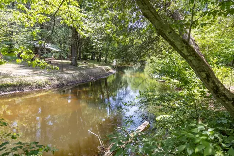 8725 E Ruth Dr, Branch, MI 49402