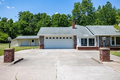 4530 Meridian Rd, Addison, MI 49220 photo 2