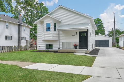2401 Lamar Ave SW, Wyoming, MI 49519