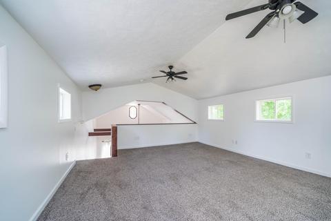 427 E Morrell St, Otsego, MI 49078 photo 17
