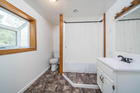 427 E Morrell St, Otsego, MI 49078 photo 12