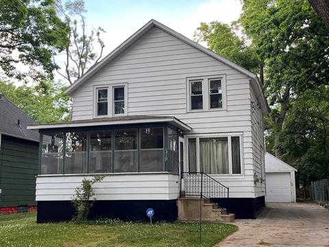 1319 Bridge St, Kalamazoo, MI 49048