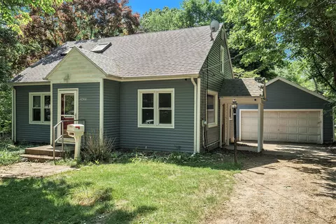 2625 Wellington Rd, Kalamazoo, MI 49008