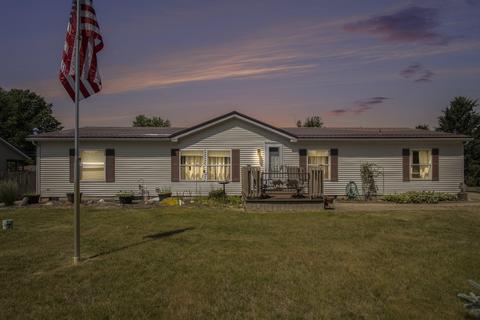 70630 Sherman Rd, Edwardsburg, MI 49112