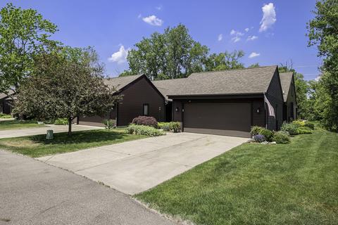 4177 Indian Spring Dr SW, Grandville, MI 49418