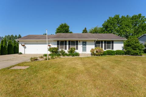 7748 Harvest Ln, Portage, MI 49002