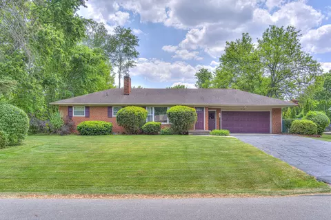 4845 Fleetwood Ln, Jackson, MI 49201