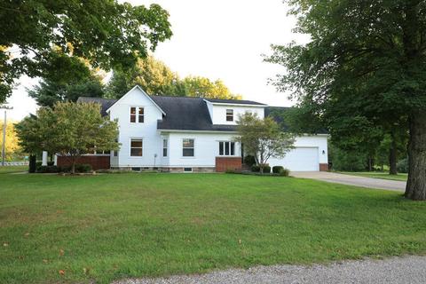 4418 64th St, Holland, MI 49423