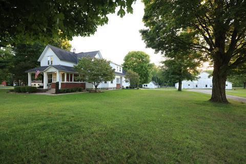 4418 64th St, Holland, MI 49423 photo 7