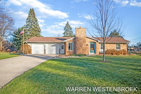 2620 Sharon Ave, Holland, MI 49424