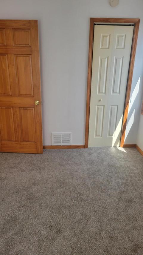 9026 Clippert St, Taylor, MI 48180 photo 11