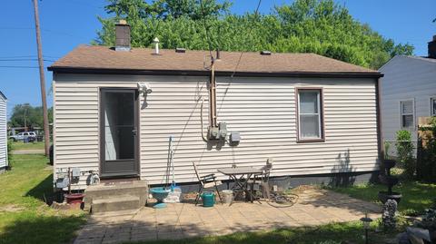 9026 Clippert St, Taylor, MI 48180 photo 13