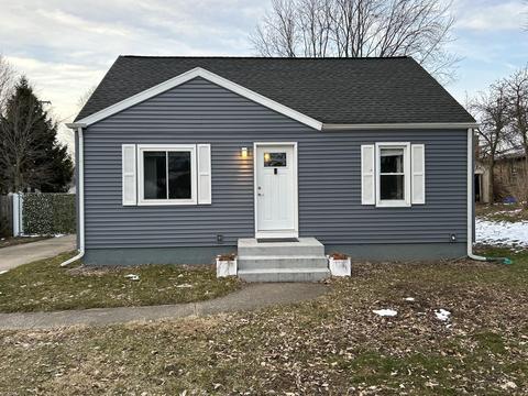2017 7th St NW, Grand Rapids, MI 49504