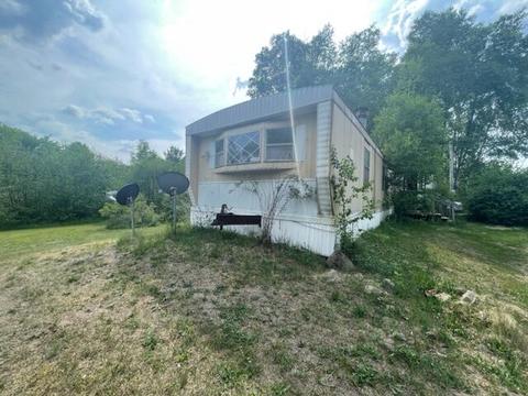 8903 S 210th Ave, Reed City, MI 49677