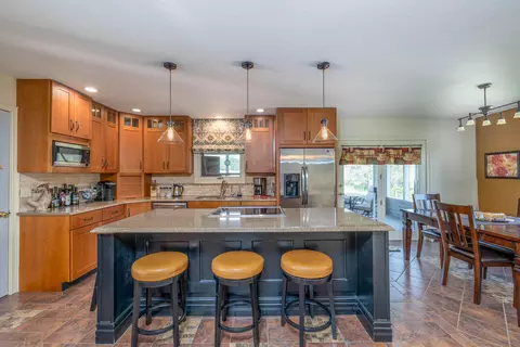 2682 E Haskell Lake Rd, Harrison, MI 48625