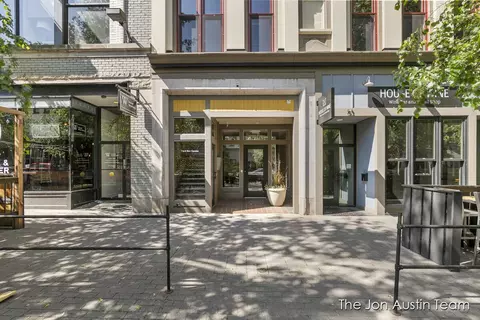 51 Monroe Center St NW #209, Grand Rapids, MI 49503