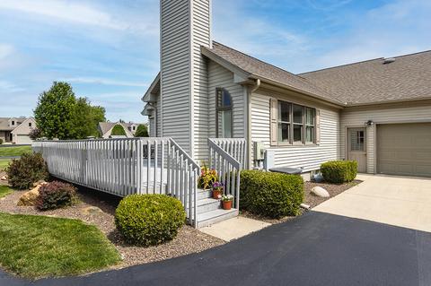 4249 Fairway Ln, Jackson, MI 49201 photo 3