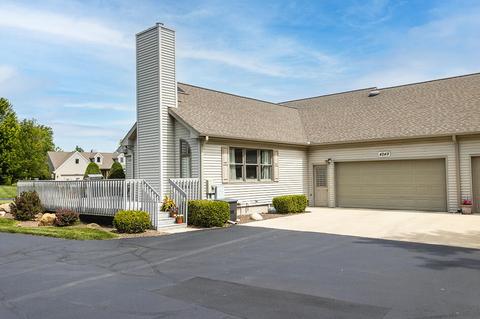 4249 Fairway Ln, Jackson, MI 49201 photo 2