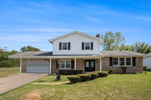 3207 Thornhill Ave, Kalamazoo, MI 49004