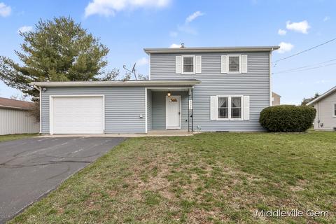 505 Charles St, Middleville, MI 49333