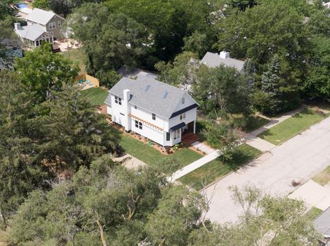 108 N Barker St, New Buffalo, MI 49117