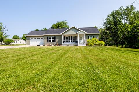73176 Cider Ct, South Haven, MI 49090