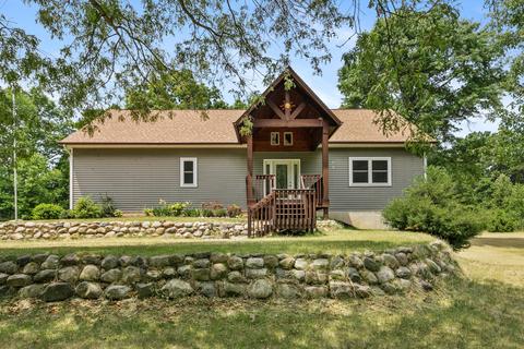 11316 W Wise Rd, Greenville, MI 48838