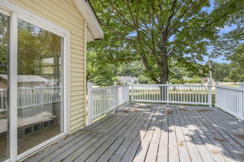 2221 E Main St, Niles, MI 49120 photo 9