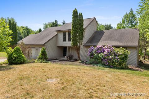 11373 56th Ave, Allendale, MI 49401