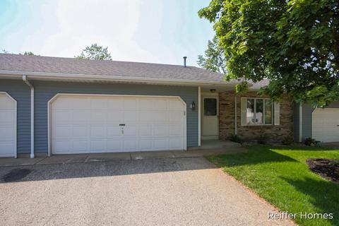6645 Leisure Way Dr SE, Caledonia, MI 49316