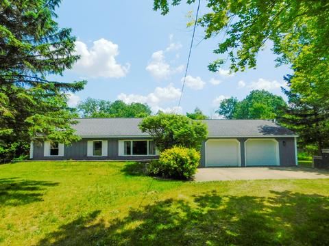 9349 Wilson Rd, Eaton Rapids, MI 48827
