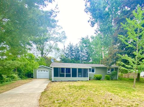 415 Escott St, Big Rapids, MI 49307