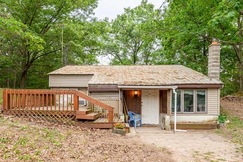 3775 Evergreen Rd SE, Stanton, MI 48888