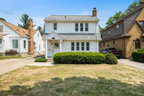 324 Bristol Ave NW, Grand Rapids, MI 49504
