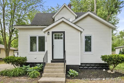 110 W Roosevelt Ave, Zeeland, MI 49464