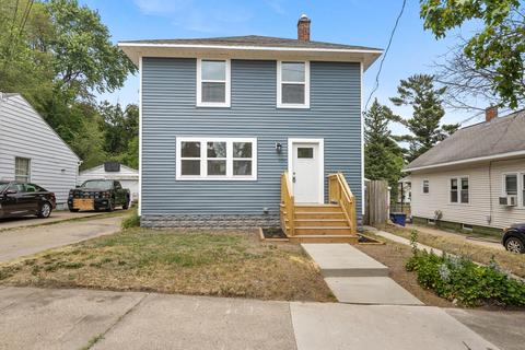 1353 Crosby St NW, Grand Rapids, MI 49504