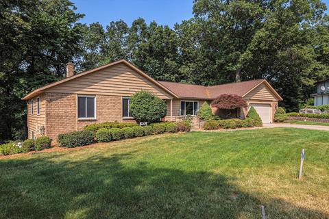 6927 Sandy Lane Dr SE, Grand Rapids, MI 49546