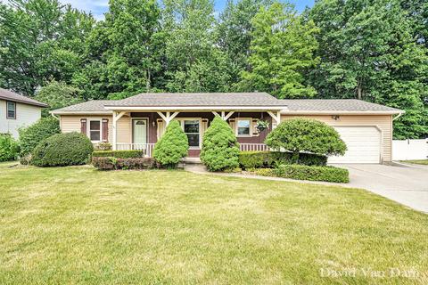 965 Kinney Ave NW, Grand Rapids, MI 49534