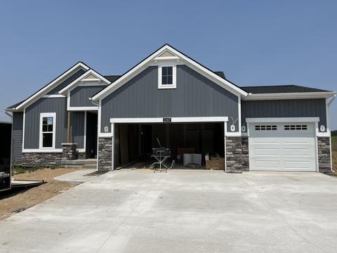 12167 Apple Cart Ln, Lowell, MI 49331