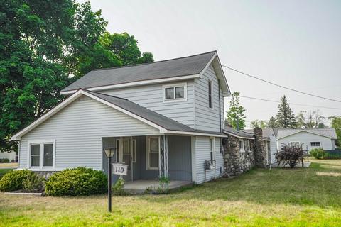 110 George St, Kalkaska, MI 49646