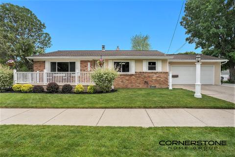 3206 Elwood Ave SW, Grandville, MI 49418
