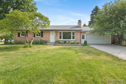 1909 Sunny Creek St SE, Kentwood, MI 49508