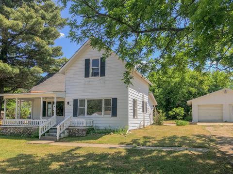 116 Main St, Blanchard, MI 49310 photo 3