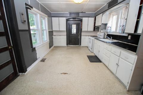 227 Second Ave, Three Rivers, MI 49093 photo 11