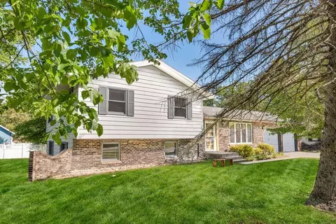 14407 Ash Dr, New Buffalo, MI 49117