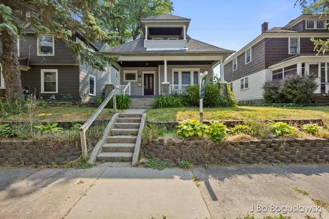 818 Paris Ave NE, Grand Rapids, MI 49503