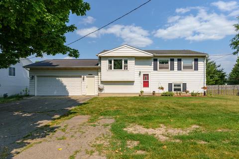 3330 Nichols Rd, Kalamazoo, MI 49004