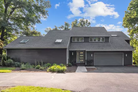 4110 Moccasin Path, St. Joseph, MI 49085